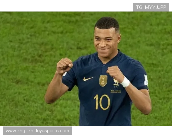 姆巴佩单场双响，法国锋线再现统治力