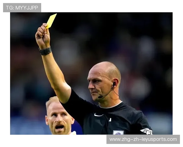 英超裁判判罚透明度提升，增强比赛信任，英超裁判出牌